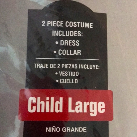 Princesses Gothic Red Black Gold Costume Vampire - Picture 3 of 6